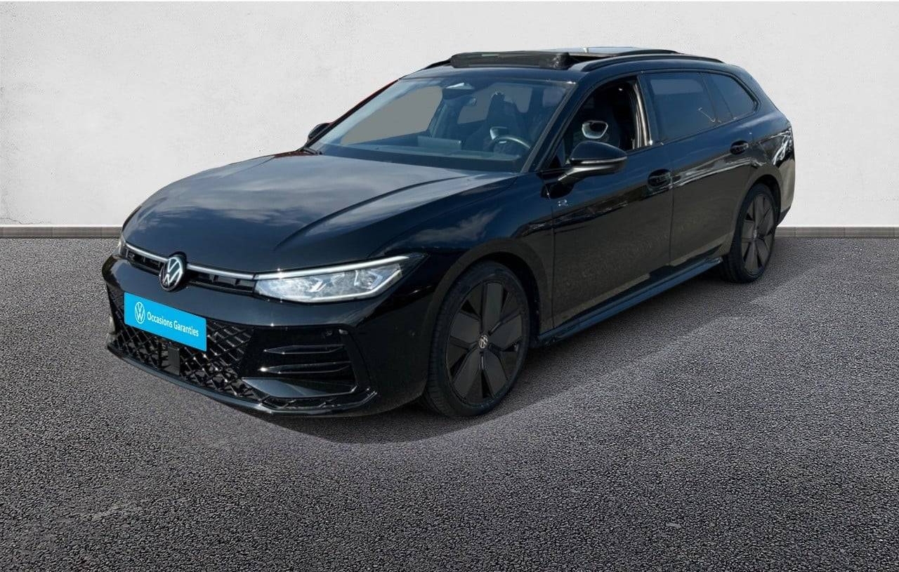 VOLKSWAGEN PASSAT DIESEL 150 CH AUTOMATIQUE 2 ROUES MOTRICES R-LINE