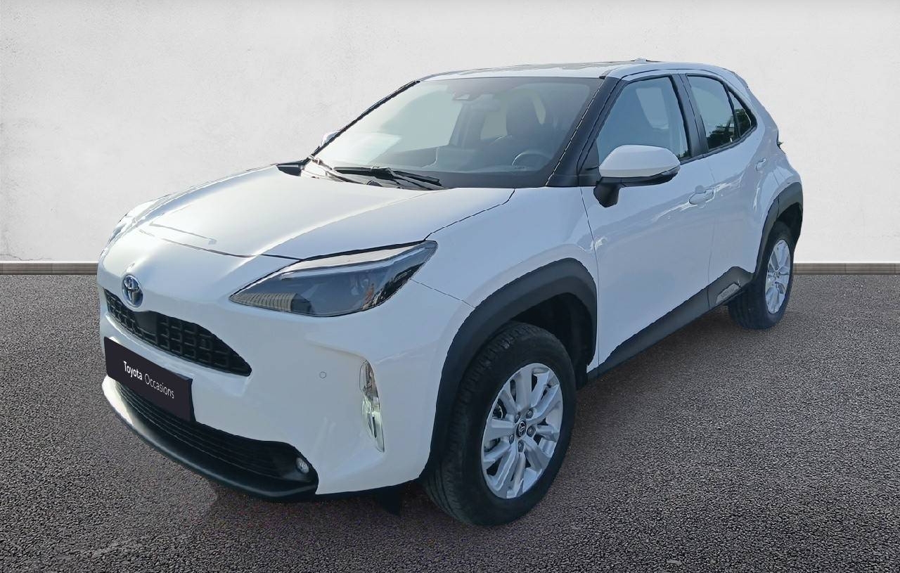 TOYOTA YARIS CROSS HYBRIDE 116 CH DIN AUTOMATIQUE 2 ROUES MOTRICES DYNAMIC BUSINESS + PROGRAMME BEYOND ZERO ACADEMY