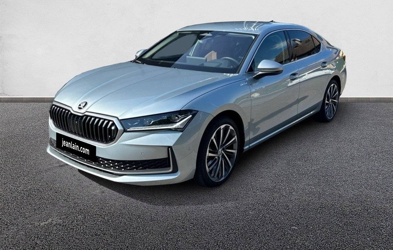 SKODA SUPERB ESSENCE 150 CH AUTOMATIQUE 2 ROUES MOTRICES LAURIN & KLEMENT