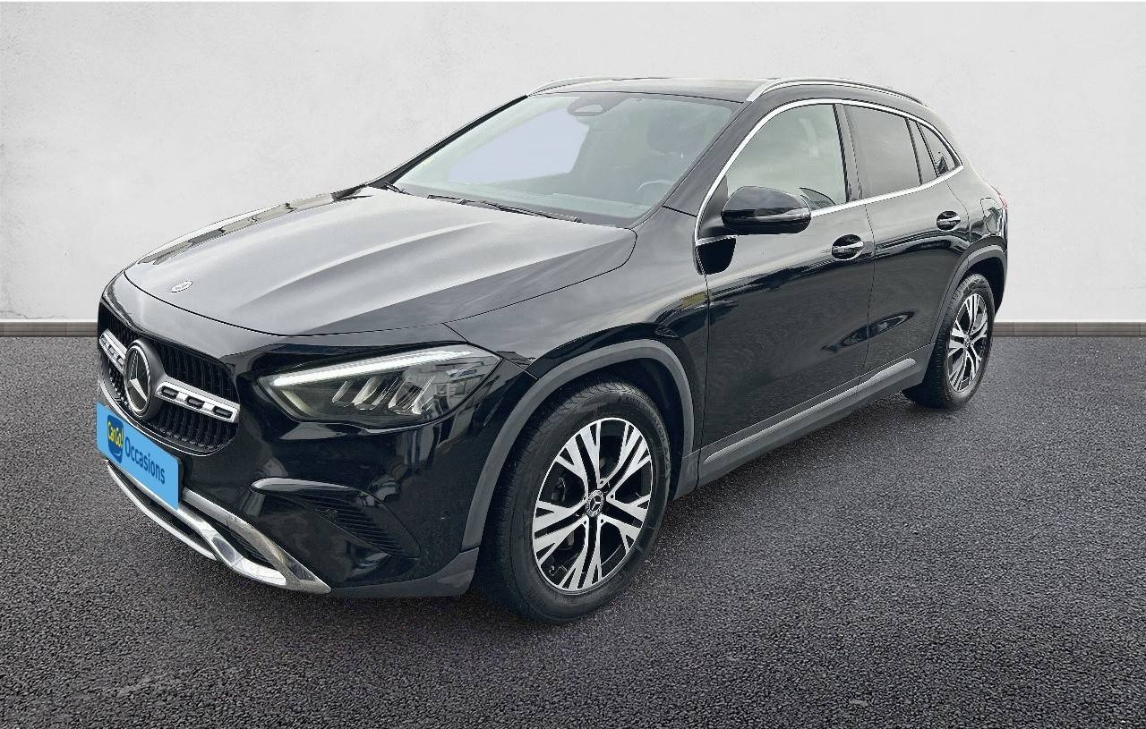 MERCEDES GLA