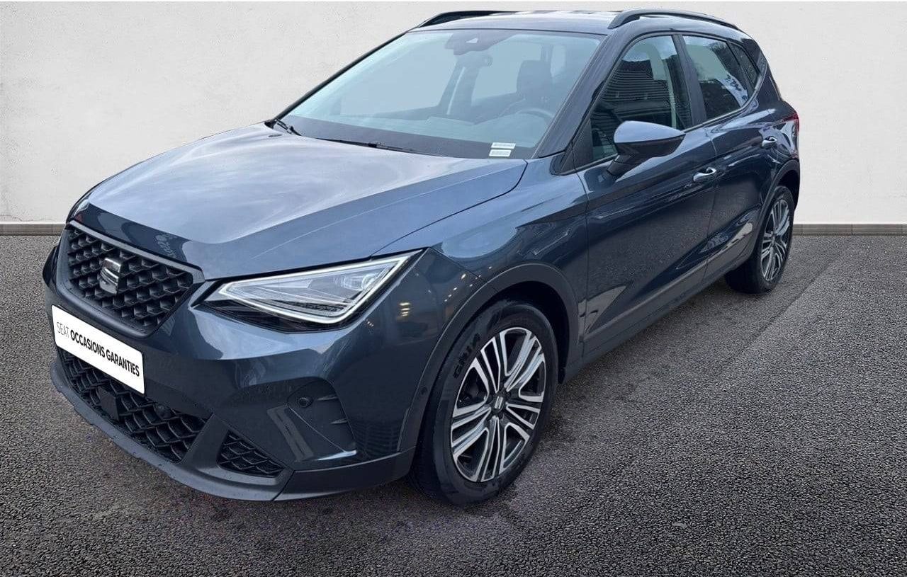 SEAT ARONA ESSENCE 95 CH DIN MANUELLE 2 ROUES MOTRICES COPA