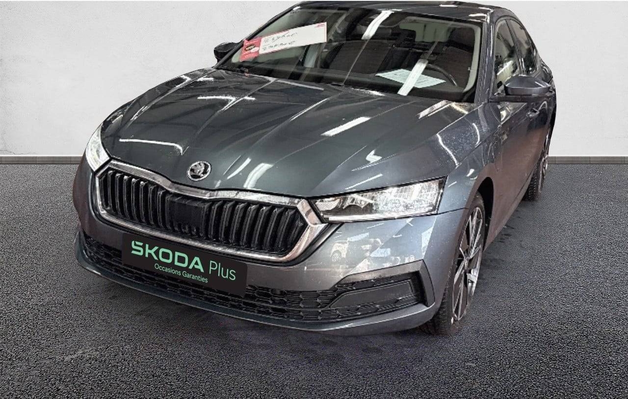 SKODA OCTAVIA HYBRIDE 204 CH AUTOMATIQUE 2 ROUES MOTRICES AMBITION