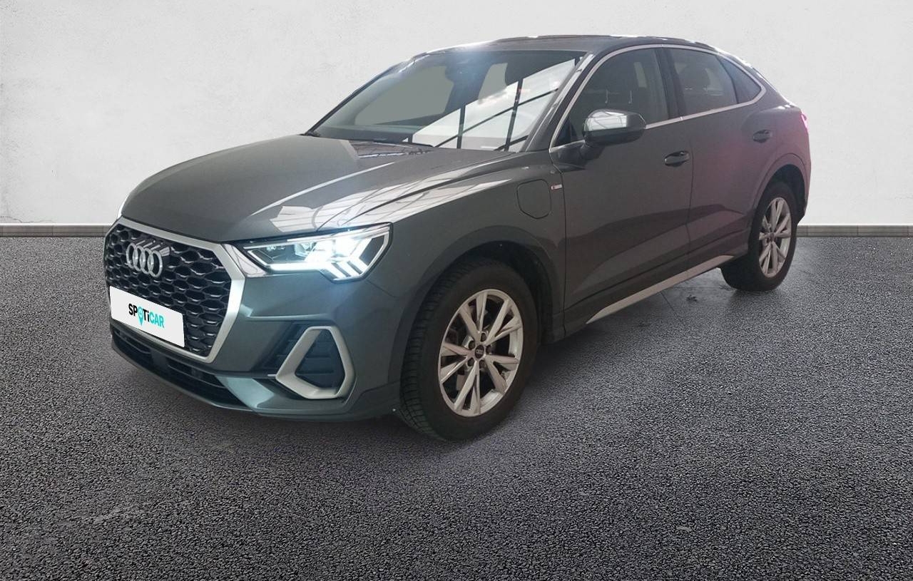 AUDI Q3 HYBRIDE 245 CH AUTOMATIQUE 2 ROUES MOTRICES S LINE