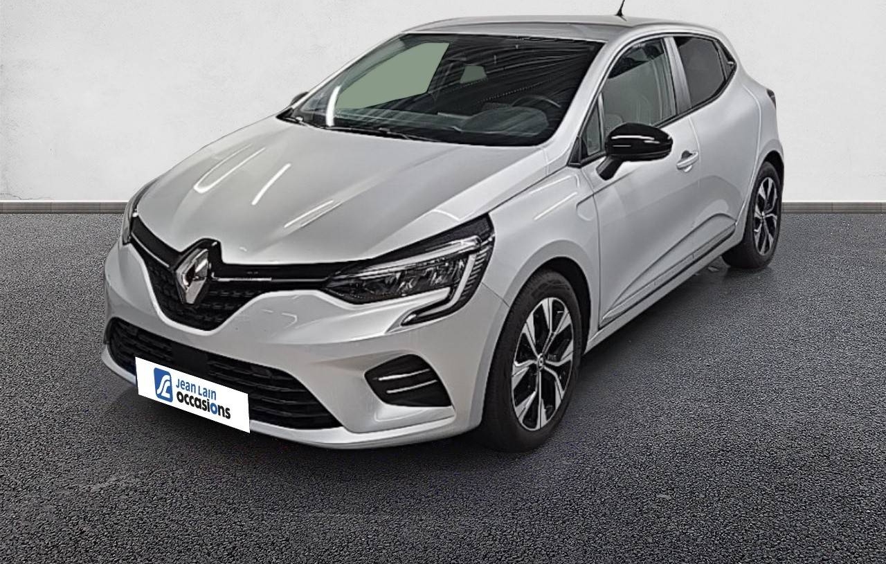 RENAULT CLIO ESSENCE 91 CH MANUELLE 2 ROUES MOTRICES EVOLUTION
