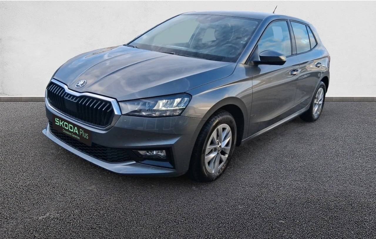 SKODA FABIA ESSENCE 95 CH DIN MANUELLE 2 ROUES MOTRICES SELECTION