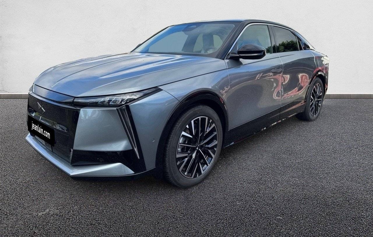 DS N°8 ÉLECTRIQUE 230 CH AUTOMATIQUE 2 ROUES MOTRICES PALLAS