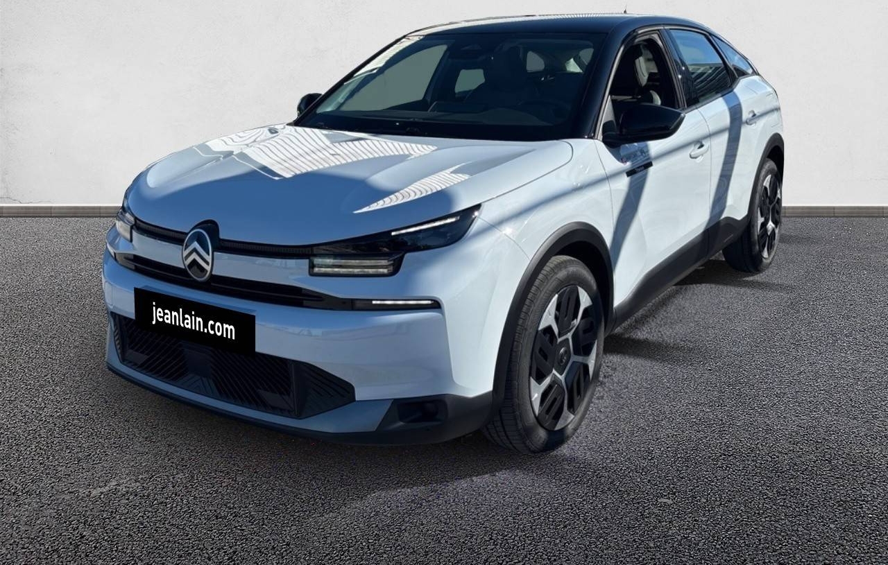 CITROEN C4 ESSENCE 136 CH AUTOMATIQUE 2 ROUES MOTRICES PLUS