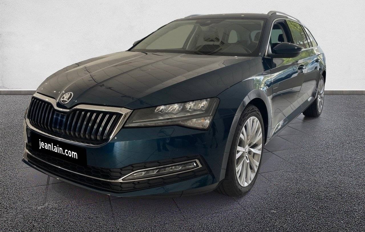 SKODA SUPERB ESSENCE 150 CH AUTOMATIQUE 2 ROUES MOTRICES STYLE